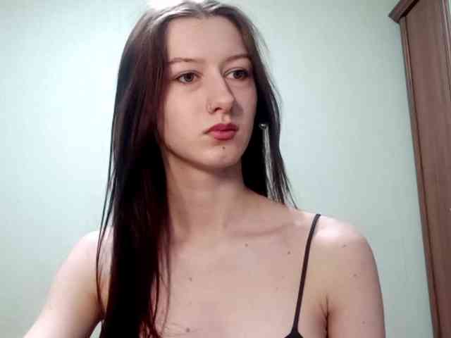 ChantayBriddell webcam