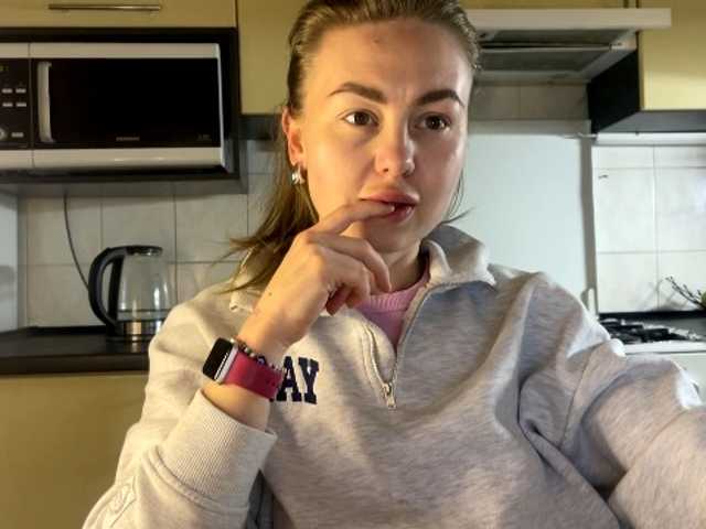 MartaLuna's BongaCams show and profile