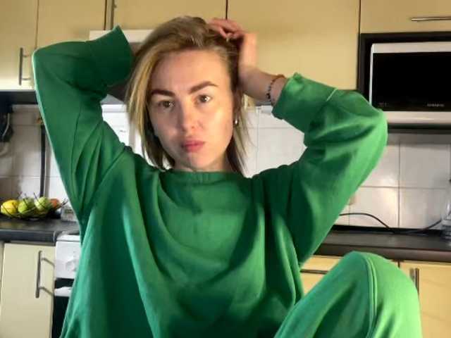 MartaLuna's BongaCams show and profile