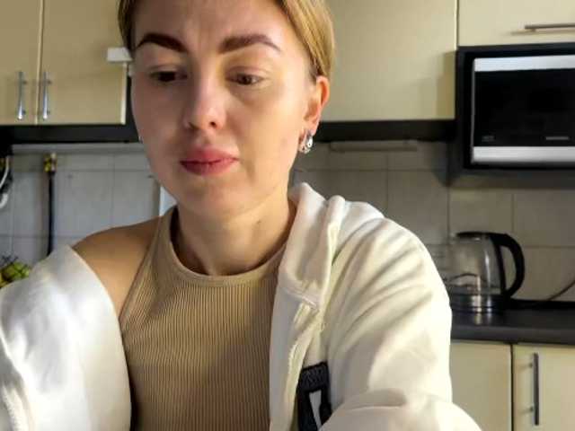 MartaLuna's BongaCams show and profile