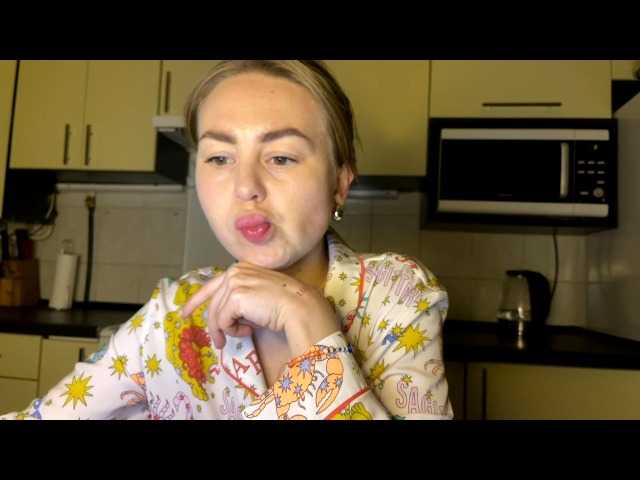 MartaLuna's BongaCams show and profile