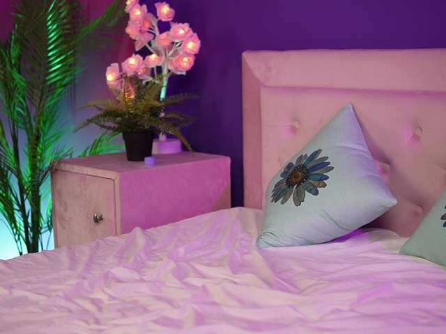 SophieVenus's BongaCams show and profile