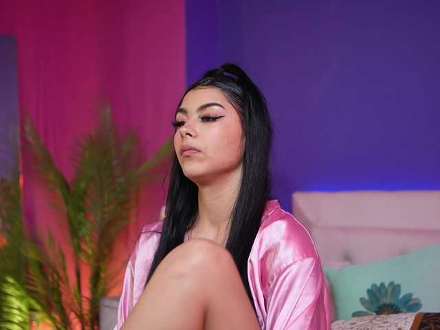 SophieVenus's BongaCams show and profile