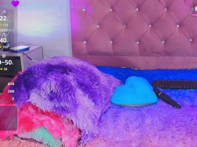 pamela-boobs's BongaCams show and profile