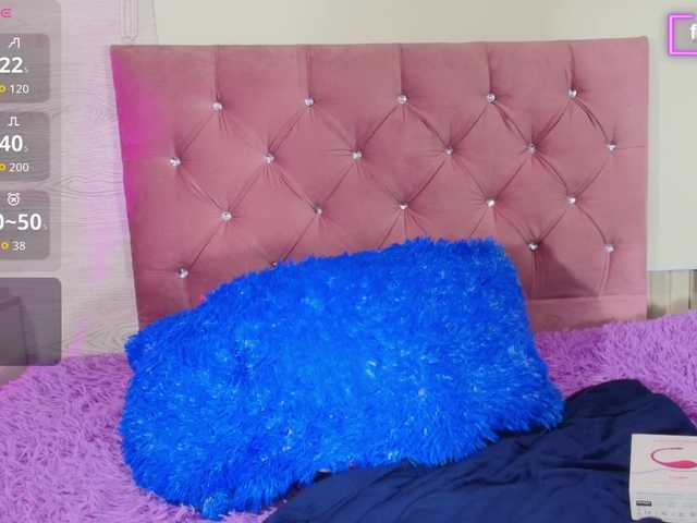 pamela-boobs's BongaCams show and profile