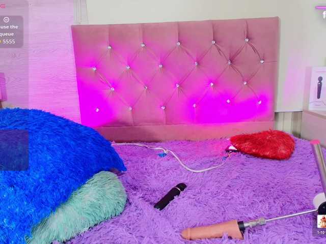 pamela-boobs's BongaCams show and profile