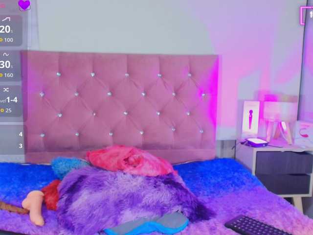 pamela-boobs's BongaCams show and profile