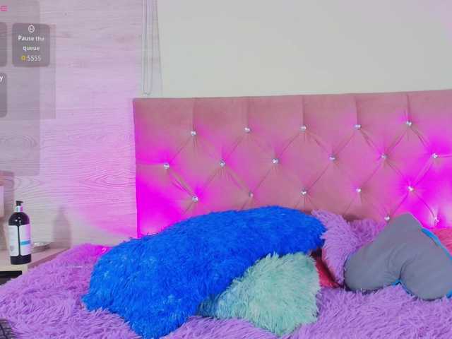 pamela-boobs's BongaCams show and profile