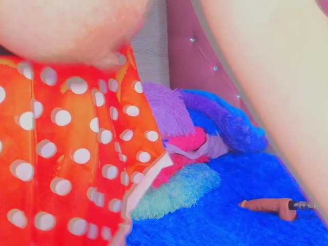 pamela-boobs's BongaCams show and profile