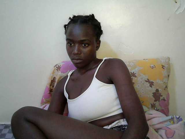 Sexy-alia's BongaCams show and profile