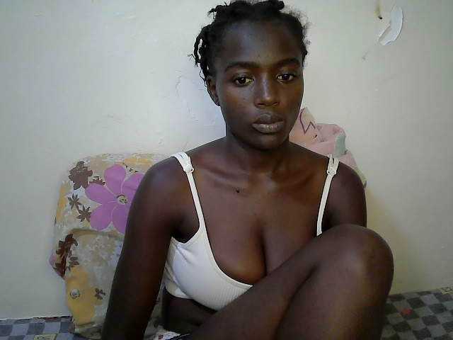 Sexy-alia's BongaCams show and profile