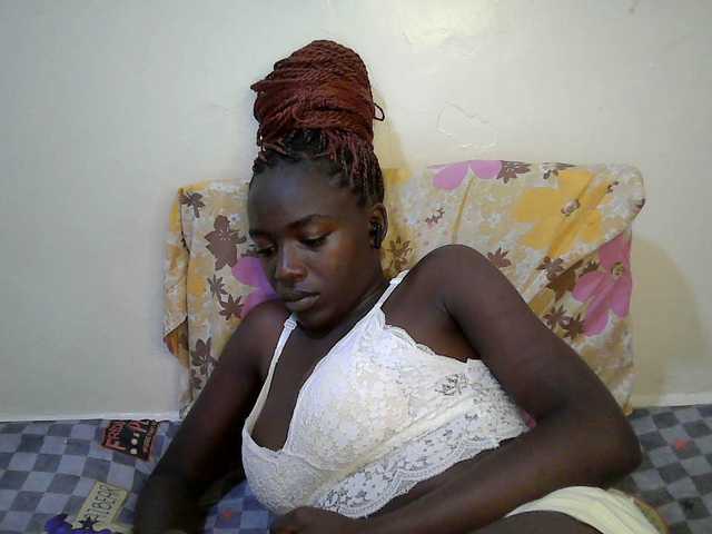 Sexy-alia's BongaCams show and profile