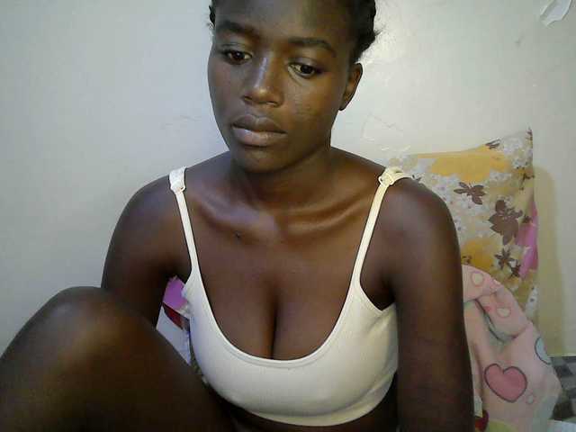 Sexy-alia's BongaCams show and profile