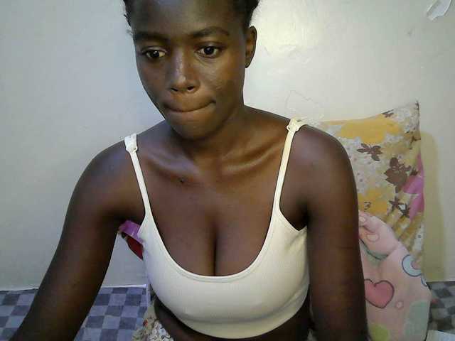 Sexy-alia's BongaCams show and profile