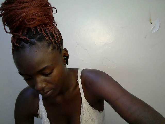 Sexy-alia's BongaCams show and profile