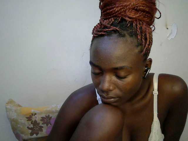 Sexy-alia's BongaCams show and profile