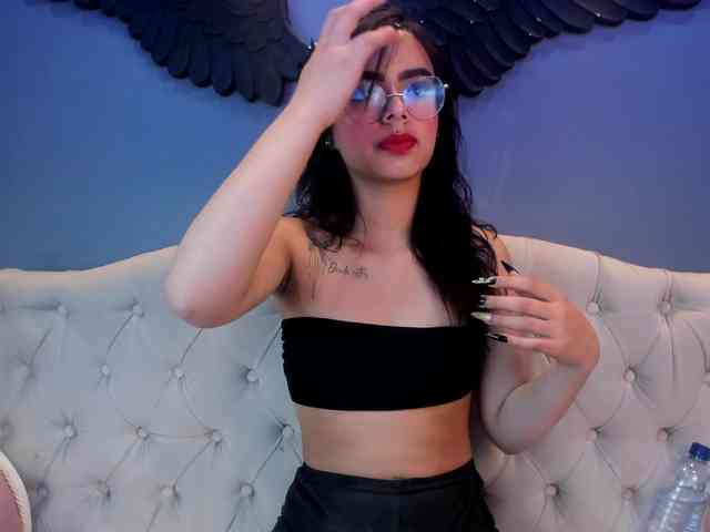 Natasha-wood Natasha-wood