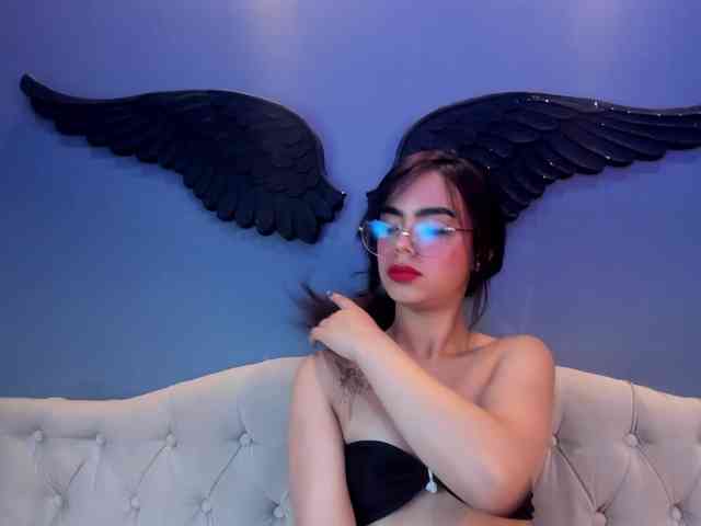 Natasha-wood Natasha-wood