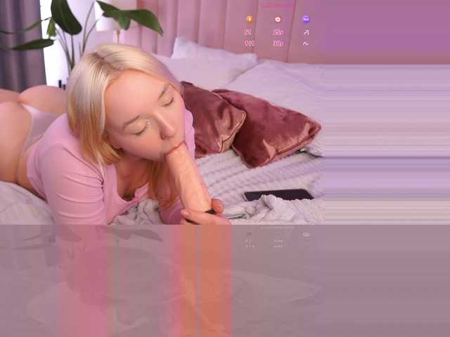 MissBunny's BongaCams show and profile