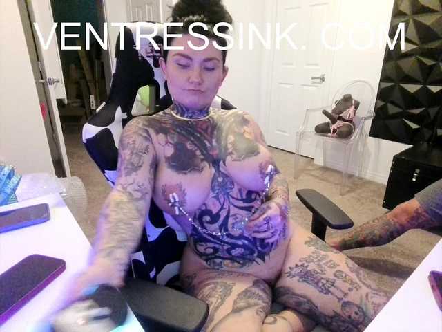 Ventressinkhorny on cam