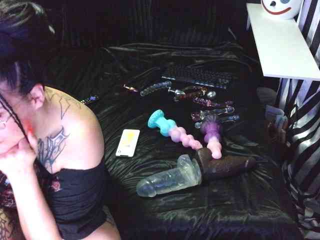 fetishslut4u fetishslut4u