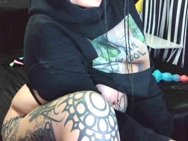 fetishslut4u fetishslut4u