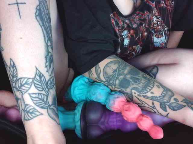 fetishslut4u fetishslut4u