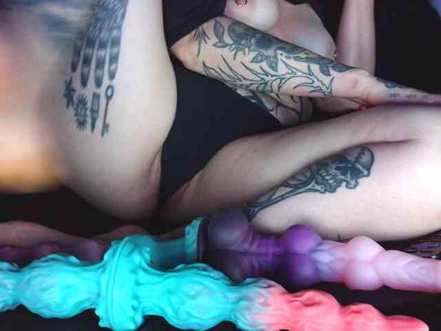 fetishslut4u fetishslut4u