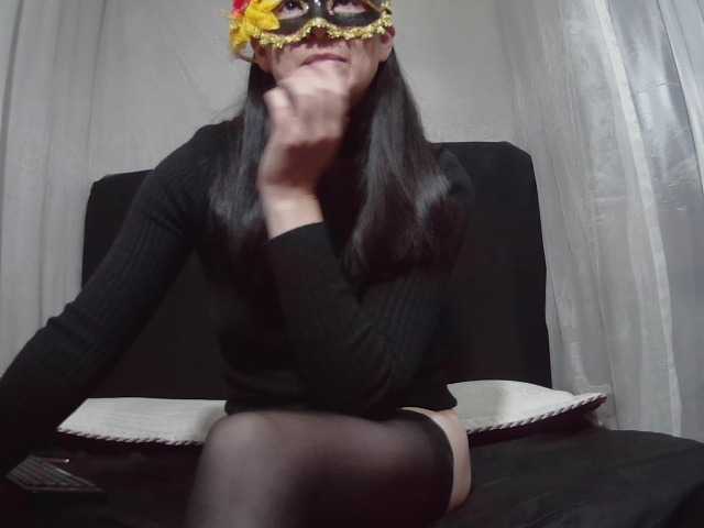 RoxxannaHairy's BongaCams show and profile