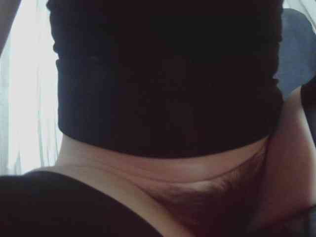 RoxxannaHairy webcam