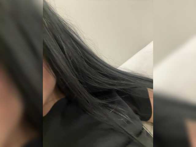 pinklildoll's BongaCams show and profile