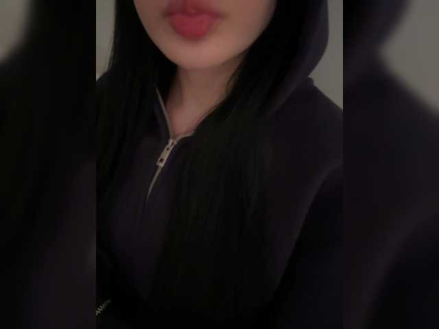 pinklildoll's BongaCams show and profile