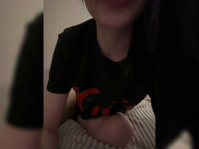 pinklildoll's BongaCams show and profile