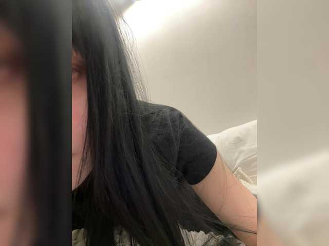 pinklildoll's BongaCams show and profile