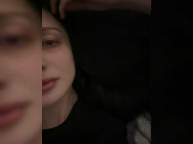 pinklildoll's BongaCams show and profile