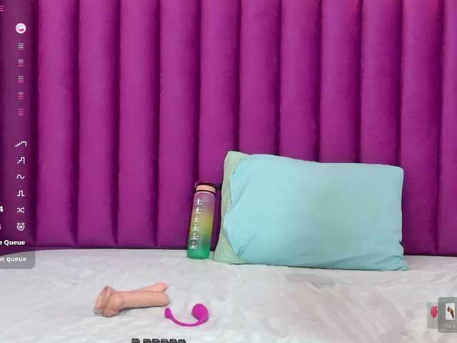 littleapril's BongaCams show and profile