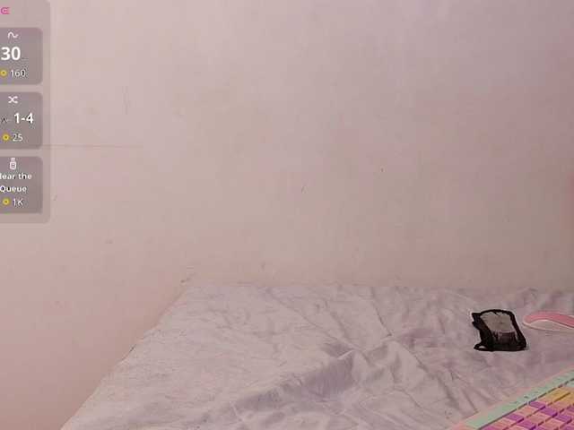 littleapril from BongaCams