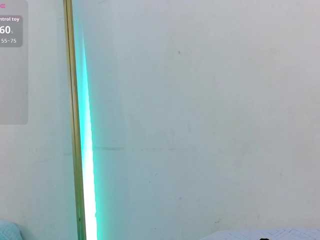 littleapril's BongaCams show and profile