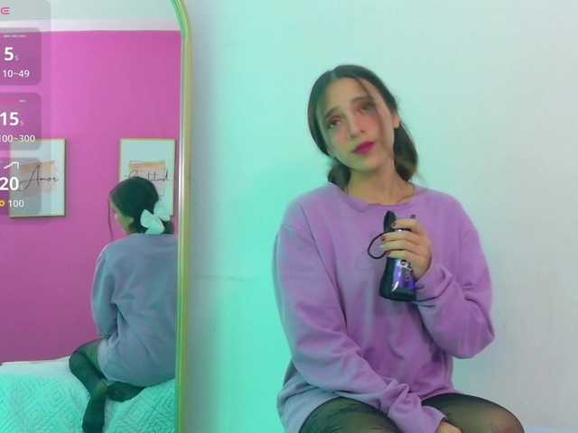 littleapril's BongaCams show and profile