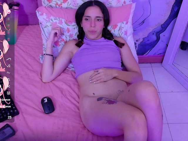 littleapril from BongaCams is Freechat