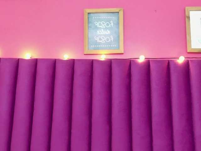 littleapril's BongaCams show and profile