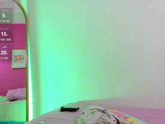 littleapril webcam
