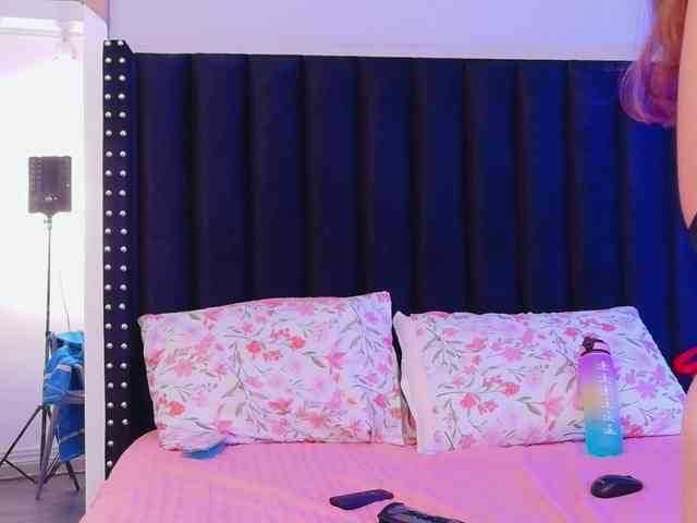 littleapril Live Webcam on BongaCams