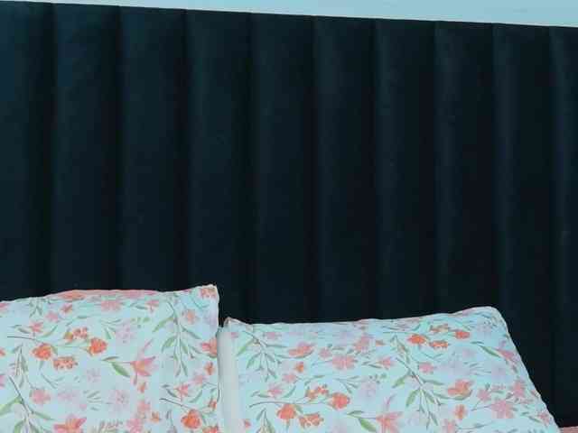 littleapril Live Webcam on BongaCams