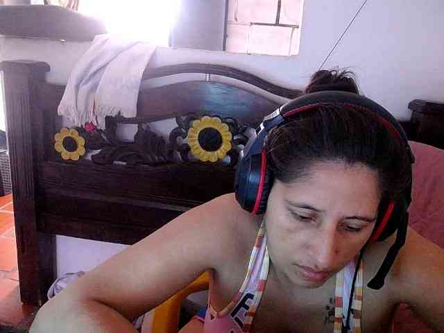 DIANA-ROGU Live Webcam on BongaCams