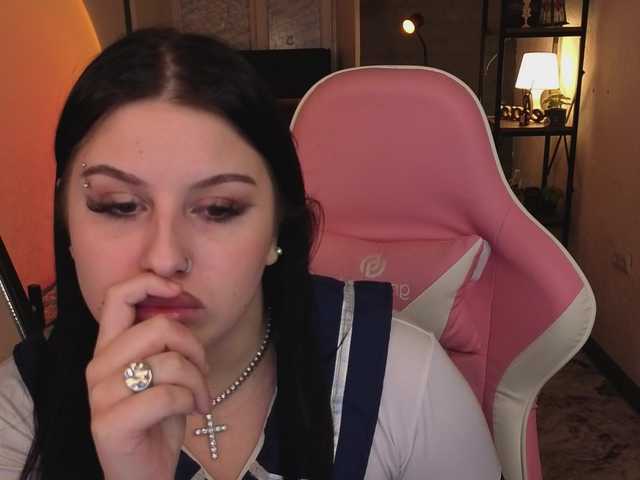 WalteraWhite's BongaCams show and profile