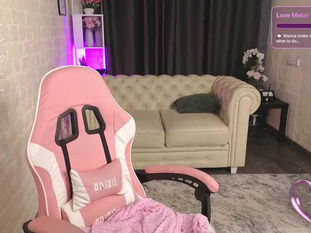 WalteraWhite's BongaCams show and profile