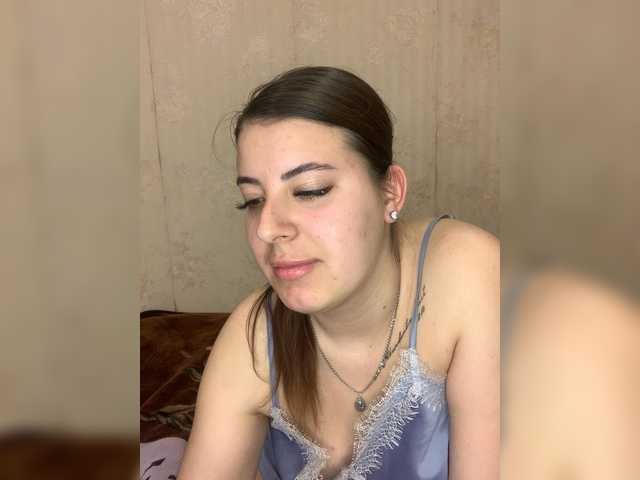 Mira Castellon (MiraCastellon)