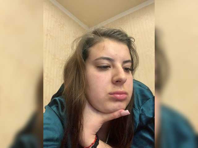 MiraCastellon's BongaCams show and profile