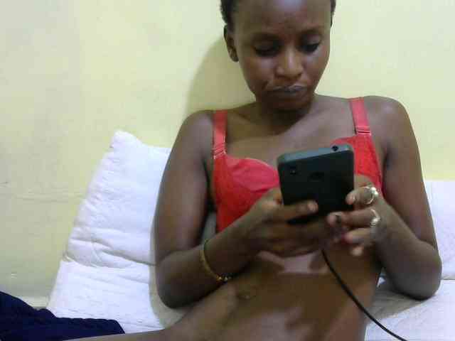 Lovelybabraa webcam